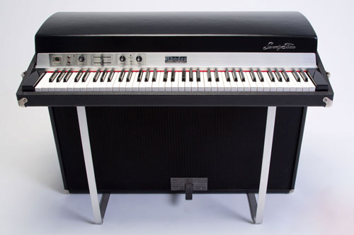 Fender Rhodes suitcase piano