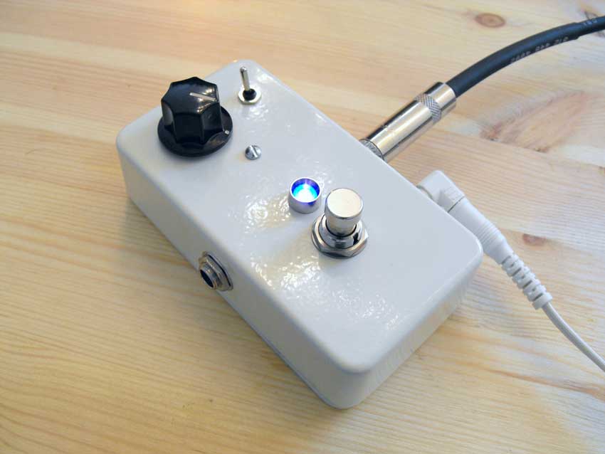 One-knob pedals