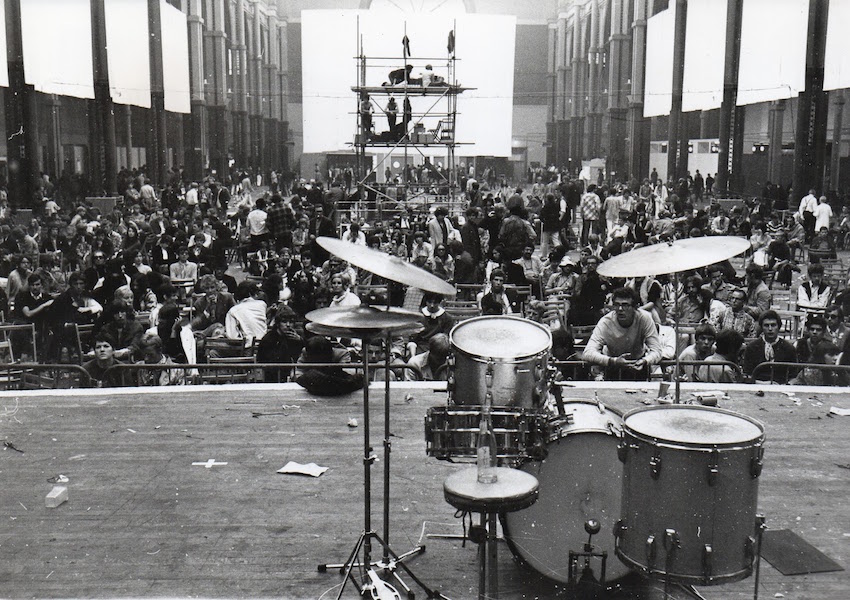 jaki liebezeit's drum kit