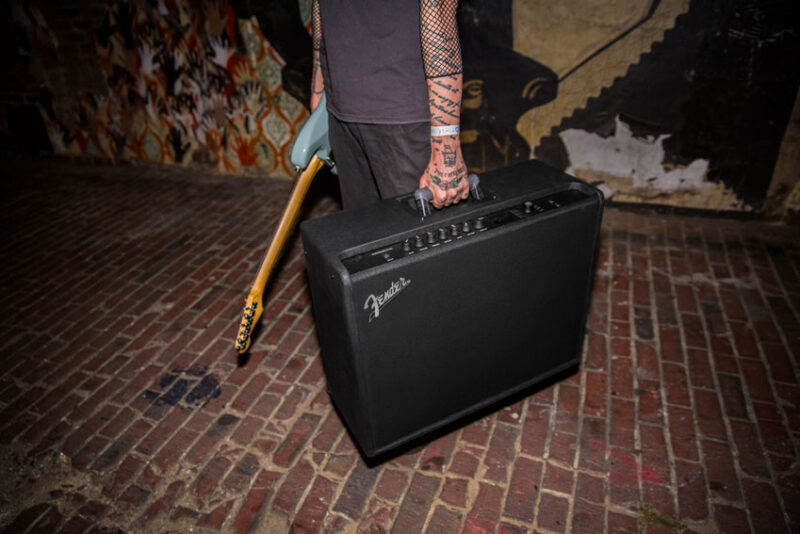 Fender Mustang GT 200